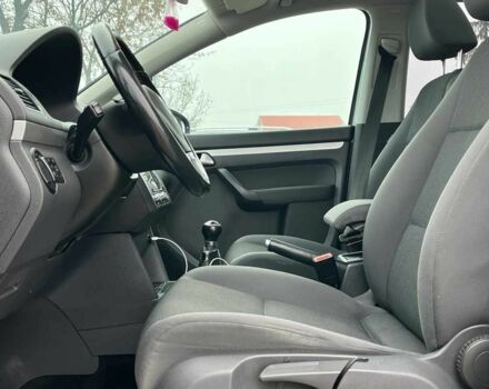 Серый Фольксваген Туран, объемом двигателя 1.6 л и пробегом 244 тыс. км за 9999 $, фото 8 на Automoto.ua