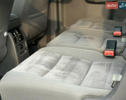 Сірий Фольксваген Туран, об'ємом двигуна 1.4 л та пробігом 217 тис. км за 9750 $, фото 20 на Automoto.ua