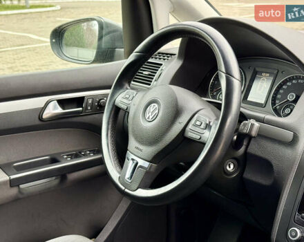 Сірий Фольксваген Туран, об'ємом двигуна 1.6 л та пробігом 244 тис. км за 10550 $, фото 35 на Automoto.ua