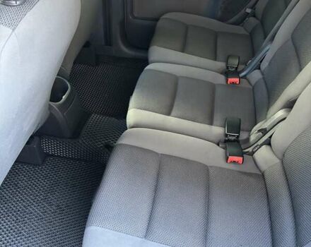 Серый Фольксваген Туран, объемом двигателя 1.6 л и пробегом 172 тыс. км за 11800 $, фото 16 на Automoto.ua