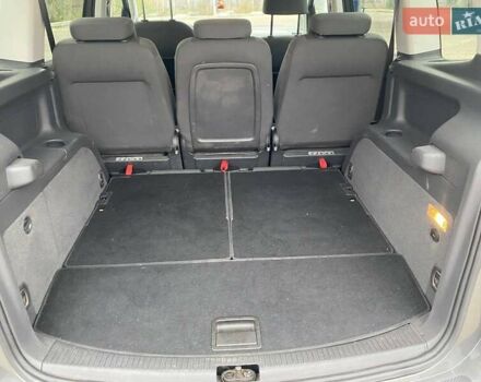 Серый Фольксваген Туран, объемом двигателя 1.39 л и пробегом 174 тыс. км за 10200 $, фото 48 на Automoto.ua