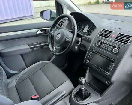 Сірий Фольксваген Туран, об'ємом двигуна 1.4 л та пробігом 223 тис. км за 7750 $, фото 62 на Automoto.ua