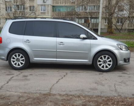 Серый Фольксваген Туран, объемом двигателя 2 л и пробегом 300 тыс. км за 10999 $, фото 3 на Automoto.ua