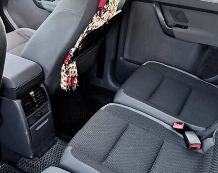 Серый Фольксваген Туран, объемом двигателя 1.6 л и пробегом 331 тыс. км за 8700 $, фото 24 на Automoto.ua