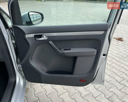 Серый Фольксваген Туран, объемом двигателя 1.4 л и пробегом 223 тыс. км за 7850 $, фото 60 на Automoto.ua