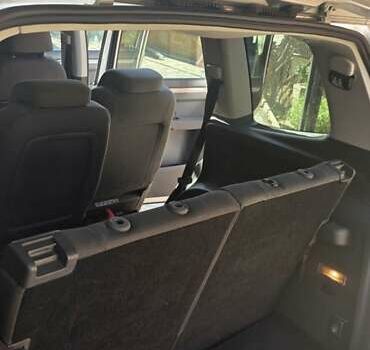 Серый Фольксваген Туран, объемом двигателя 1.97 л и пробегом 225 тыс. км за 10900 $, фото 21 на Automoto.ua