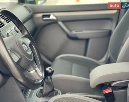 Серый Фольксваген Туран, объемом двигателя 1.39 л и пробегом 239 тыс. км за 7999 $, фото 23 на Automoto.ua