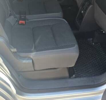 Серый Фольксваген Туран, объемом двигателя 1.97 л и пробегом 225 тыс. км за 10900 $, фото 12 на Automoto.ua