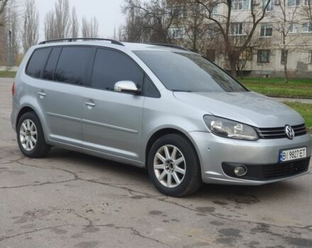 Серый Фольксваген Туран, объемом двигателя 2 л и пробегом 300 тыс. км за 10999 $, фото 2 на Automoto.ua