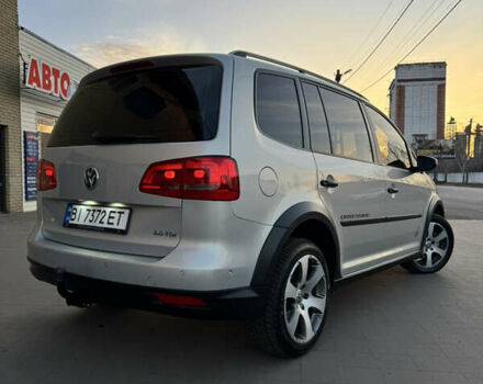 Сірий Фольксваген Туран, об'ємом двигуна 2 л та пробігом 346 тис. км за 12800 $, фото 12 на Automoto.ua