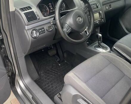 Сірий Фольксваген Туран, об'ємом двигуна 1.6 л та пробігом 254 тис. км за 10750 $, фото 35 на Automoto.ua