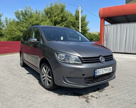 Серый Фольксваген Туран, объемом двигателя 2 л и пробегом 320 тыс. км за 8900 $, фото 1 на Automoto.ua