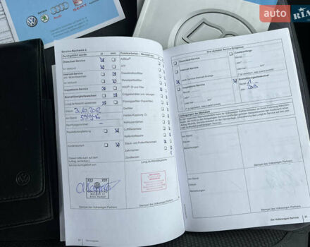 Серый Фольксваген Туран, объемом двигателя 2 л и пробегом 234 тыс. км за 12350 $, фото 167 на Automoto.ua