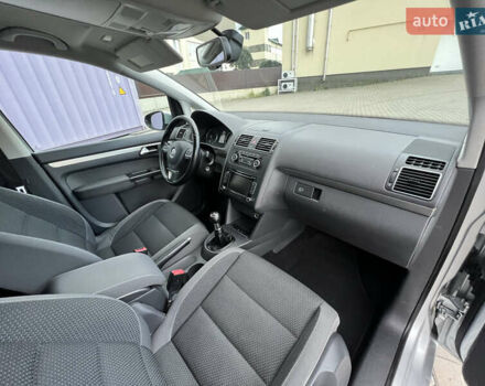 Сірий Фольксваген Туран, об'ємом двигуна 1.4 л та пробігом 223 тис. км за 7750 $, фото 63 на Automoto.ua