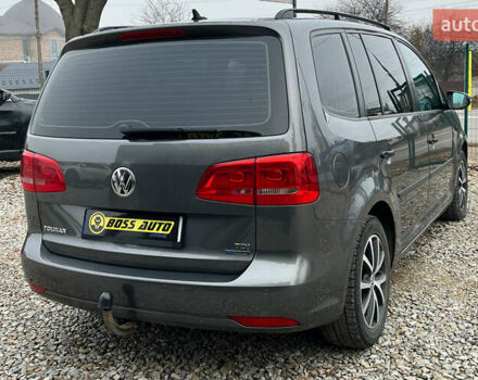 Серый Фольксваген Туран, объемом двигателя 1.6 л и пробегом 244 тыс. км за 9999 $, фото 6 на Automoto.ua