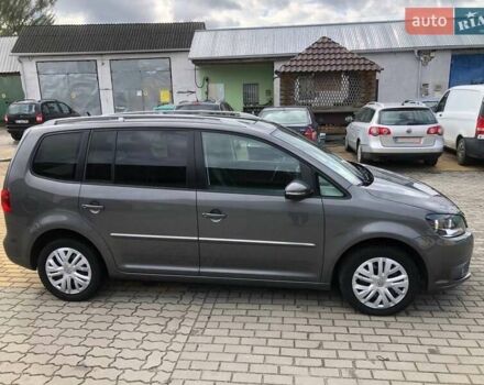 Серый Фольксваген Туран, объемом двигателя 1.4 л и пробегом 220 тыс. км за 10500 $, фото 3 на Automoto.ua