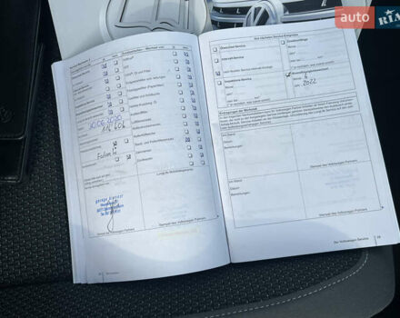 Сірий Фольксваген Туран, об'ємом двигуна 2 л та пробігом 176 тис. км за 12600 $, фото 180 на Automoto.ua