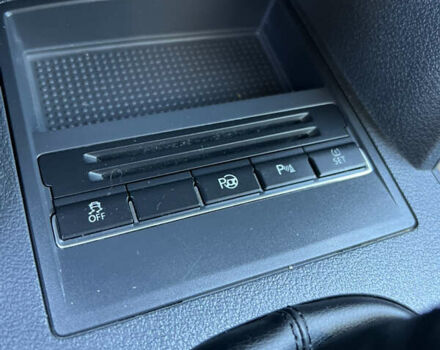 Серый Фольксваген Туран, объемом двигателя 2 л и пробегом 252 тыс. км за 11750 $, фото 31 на Automoto.ua