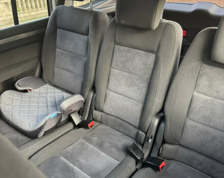 Сірий Фольксваген Туран, об'ємом двигуна 1.97 л та пробігом 209 тис. км за 12200 $, фото 10 на Automoto.ua