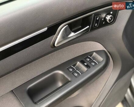 Серый Фольксваген Туран, объемом двигателя 1.4 л и пробегом 220 тыс. км за 10500 $, фото 36 на Automoto.ua