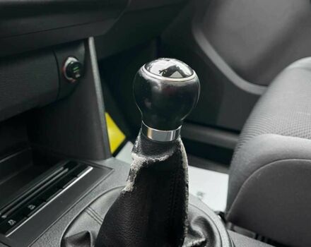 Серый Фольксваген Туран, объемом двигателя 1.6 л и пробегом 244 тыс. км за 9999 $, фото 14 на Automoto.ua