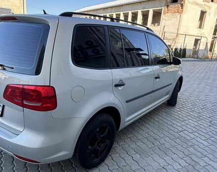 Серый Фольксваген Туран, объемом двигателя 1.6 л и пробегом 172 тыс. км за 11800 $, фото 3 на Automoto.ua