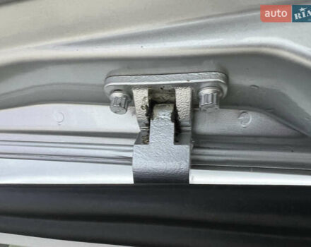 Серый Фольксваген Туран, объемом двигателя 1.4 л и пробегом 223 тыс. км за 7850 $, фото 98 на Automoto.ua