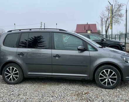 Серый Фольксваген Туран, объемом двигателя 1.6 л и пробегом 244 тыс. км за 9999 $, фото 7 на Automoto.ua