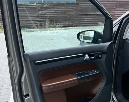 Сірий Фольксваген Туран, об'ємом двигуна 1.4 л та пробігом 199 тис. км за 9900 $, фото 25 на Automoto.ua