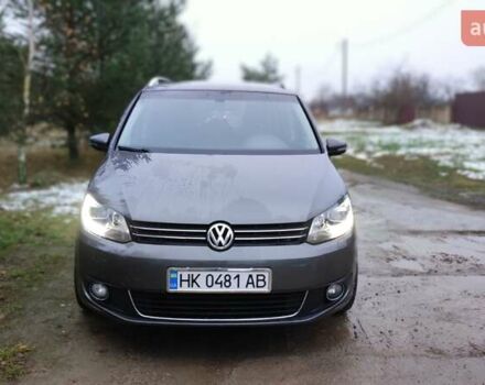 Серый Фольксваген Туран, объемом двигателя 1.6 л и пробегом 302 тыс. км за 10550 $, фото 1 на Automoto.ua