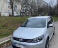 Серый Фольксваген Туран, объемом двигателя 1.6 л и пробегом 237 тыс. км за 10500 $, фото 1 на Automoto.ua