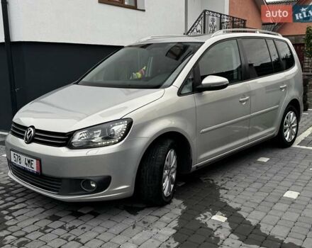 Серый Фольксваген Туран, объемом двигателя 1.6 л и пробегом 287 тыс. км за 9500 $, фото 4 на Automoto.ua