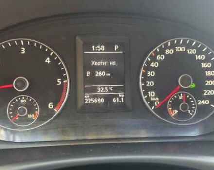 Серый Фольксваген Туран, объемом двигателя 1.97 л и пробегом 225 тыс. км за 10900 $, фото 1 на Automoto.ua