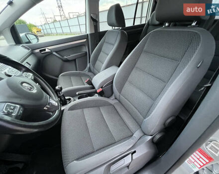 Сірий Фольксваген Туран, об'ємом двигуна 1.4 л та пробігом 223 тис. км за 7750 $, фото 53 на Automoto.ua