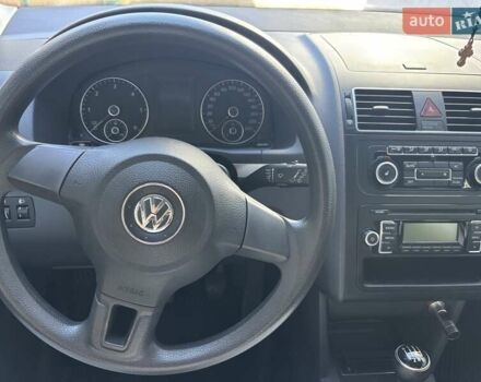 Серый Фольксваген Туран, объемом двигателя 1.6 л и пробегом 172 тыс. км за 11800 $, фото 12 на Automoto.ua