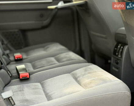 Сірий Фольксваген Туран, об'ємом двигуна 1.4 л та пробігом 217 тис. км за 9750 $, фото 23 на Automoto.ua