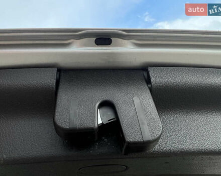 Серый Фольксваген Туран, объемом двигателя 1.4 л и пробегом 223 тыс. км за 7850 $, фото 21 на Automoto.ua