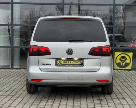 Серый Фольксваген Туран, объемом двигателя 1.4 л и пробегом 224 тыс. км за 7500 $, фото 5 на Automoto.ua