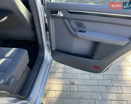 Серый Фольксваген Туран, объемом двигателя 2 л и пробегом 252 тыс. км за 11750 $, фото 24 на Automoto.ua