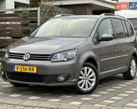 Сірий Фольксваген Туран, об'ємом двигуна 2 л та пробігом 224 тис. км за 12199 $, фото 80 на Automoto.ua