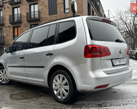 Сірий Фольксваген Туран, об'ємом двигуна 1.97 л та пробігом 200 тис. км за 11950 $, фото 4 на Automoto.ua