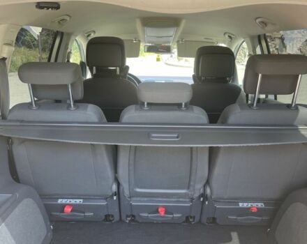 Серый Фольксваген Туран, объемом двигателя 1.6 л и пробегом 260 тыс. км за 11000 $, фото 15 на Automoto.ua