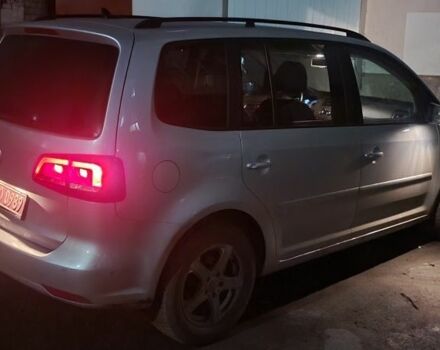 Серый Фольксваген Туран, объемом двигателя 0 л и пробегом 288 тыс. км за 9999 $, фото 4 на Automoto.ua