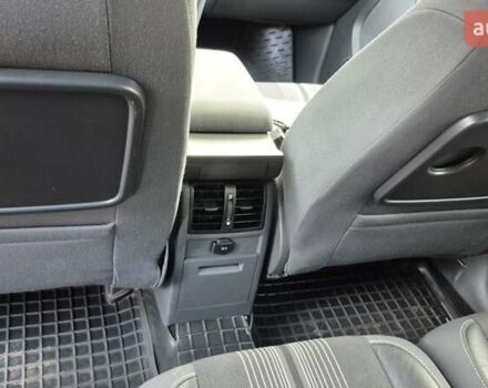 Серый Фольксваген Туран, объемом двигателя 1.6 л и пробегом 256 тыс. км за 8900 $, фото 44 на Automoto.ua