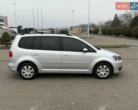 Сірий Фольксваген Туран, об'ємом двигуна 1.97 л та пробігом 319 тис. км за 10300 $, фото 4 на Automoto.ua