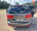 Серый Фольксваген Туран, объемом двигателя 1.6 л и пробегом 248 тыс. км за 10700 $, фото 4 на Automoto.ua