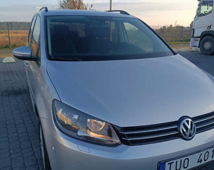 Сірий Фольксваген Туран, об'ємом двигуна 1.6 л та пробігом 271 тис. км за 9750 $, фото 3 на Automoto.ua