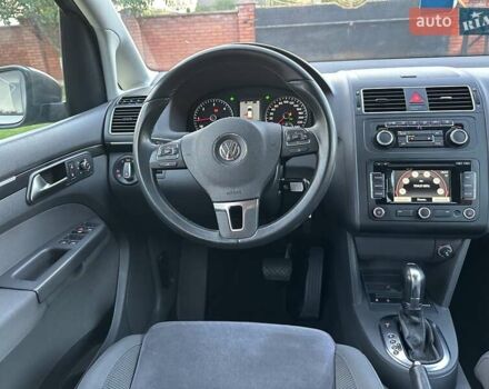 Сірий Фольксваген Туран, об'ємом двигуна 1.6 л та пробігом 232 тис. км за 11490 $, фото 37 на Automoto.ua