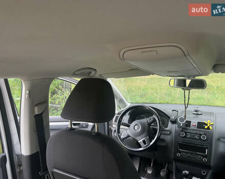 Серый Фольксваген Туран, объемом двигателя 1.98 л и пробегом 260 тыс. км за 11400 $, фото 6 на Automoto.ua