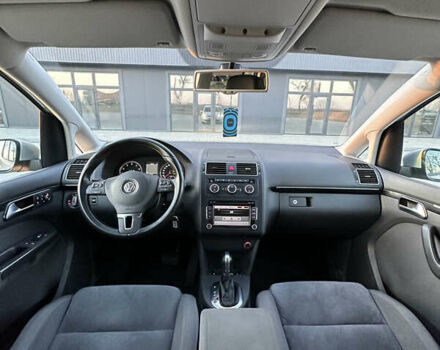 Серый Фольксваген Туран, объемом двигателя 1.39 л и пробегом 197 тыс. км за 8800 $, фото 16 на Automoto.ua